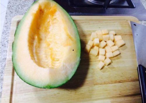 哈密瓜怎么吃不冷,哈密瓜的冷食创意