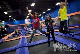 甘肃网红蹦床图片高清,空中狂欢，青春活力无限