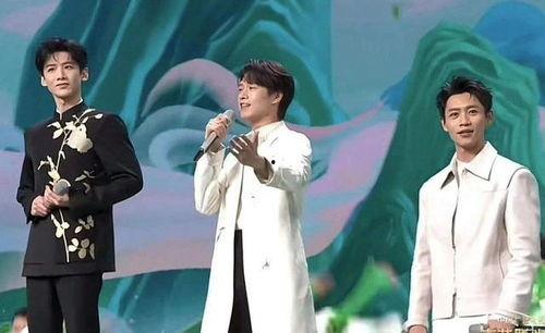 现在明星唱歌节目,揭秘热门明星歌唱节目